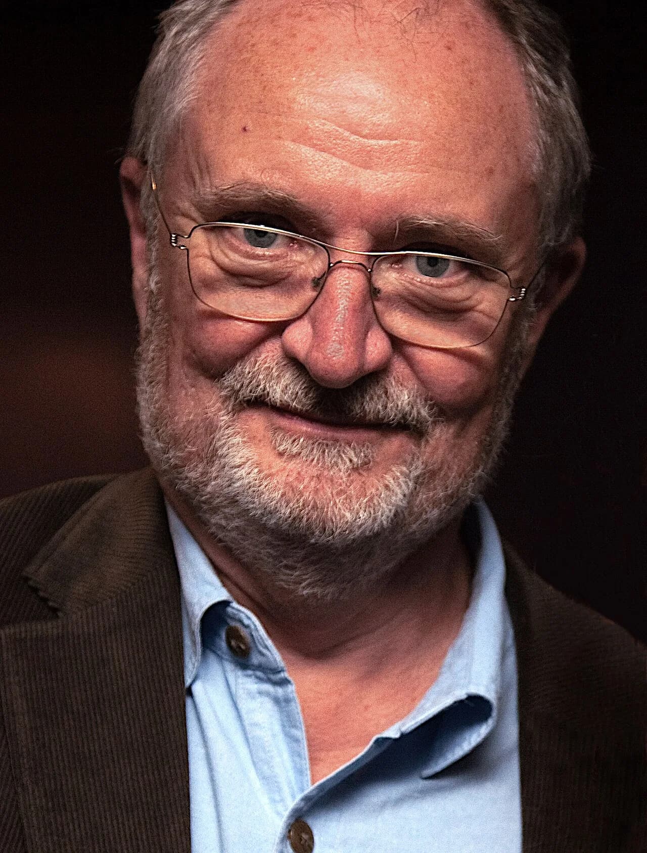 Džim Brodbent