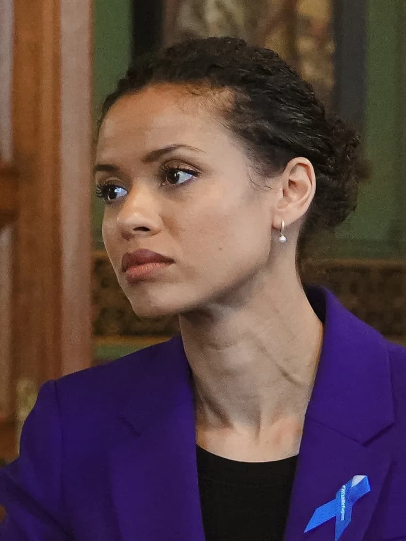 Gugu Embata-Ro